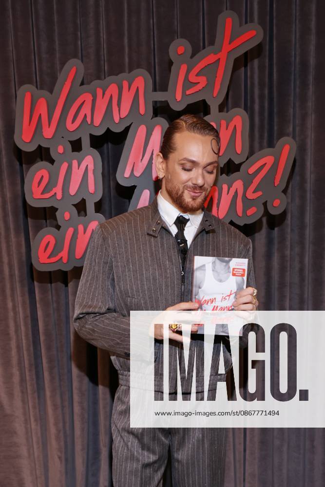 Riccardo Simonetti Book Launch Riccardo Simonetti Riccardo Simonetti presents his fifth book, When Is a Man a Man? , at The Ritz-Carlton, Berlin, on September 24, 2026