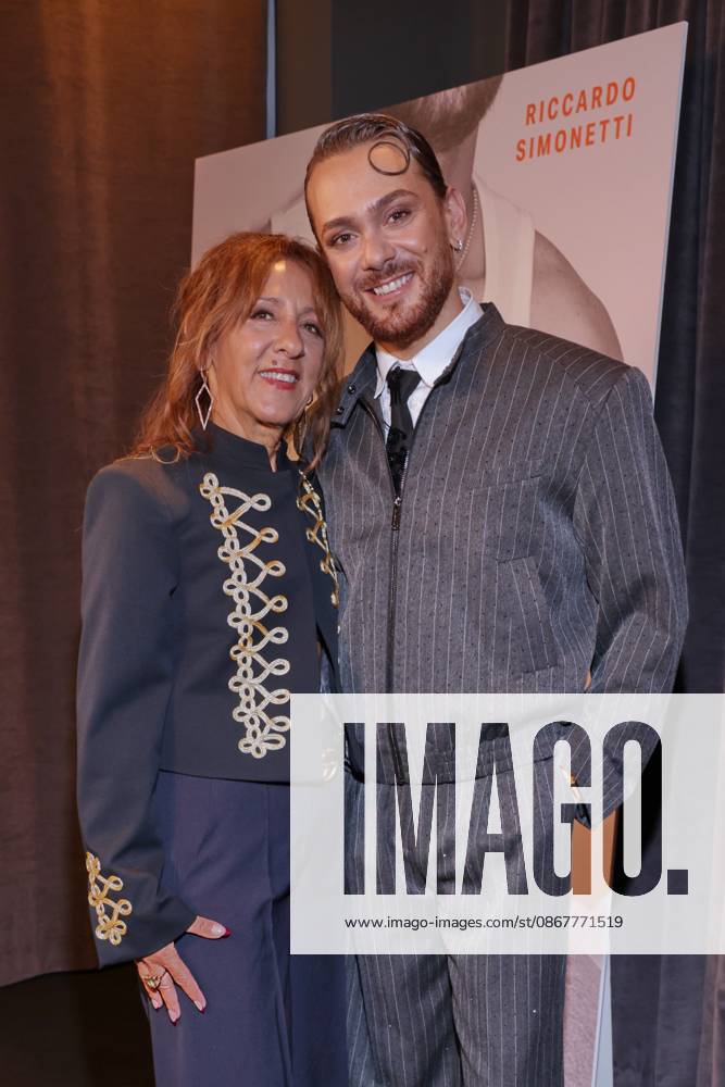 Riccardo Simonetti Book Launch: Anna Simonetti, Riccardo Simonetti. Riccardo Simonetti presents his fifth book, When Is a Man a Man? , at The Ritz-Carlton, Berlin, on September 24, 2026.