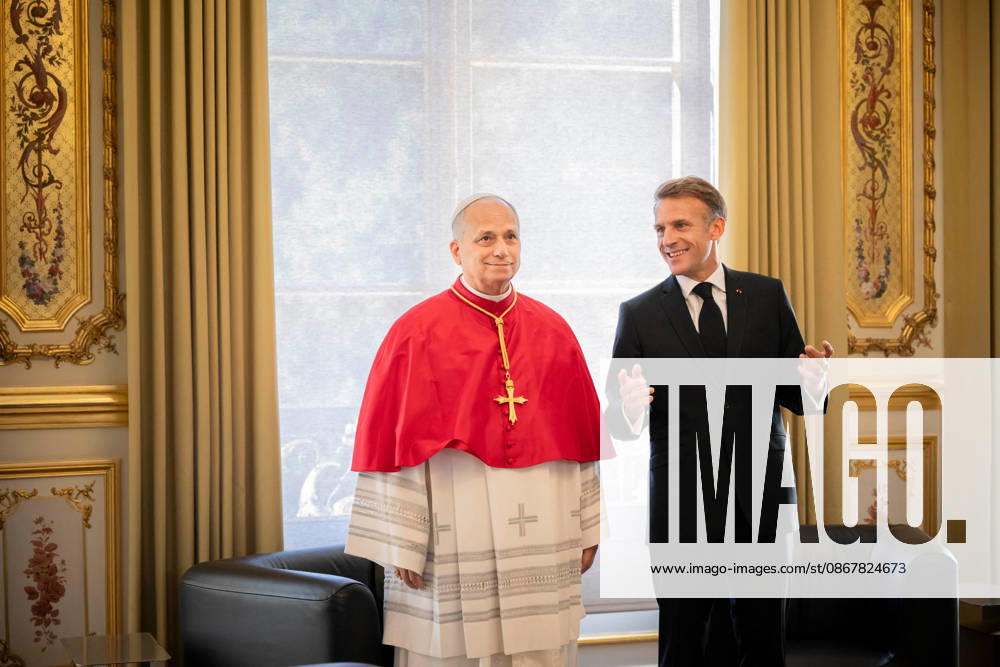 President Macron Welcomes Pope Leo XIV - Paris President of France Emmanuel Macron welcomes Pope Leo XIV to Élysée Palace on September 25, 2026 in Paris, France. Pope Leo XIV is making his first official visit to France from September 25-28 with stops in Paris, Lourdes, and Metz. While in Paris, the pontiff s agenda includes a meeting with French President Emmanuel Macron, a prayer service at Notre-Dame Cathedral, and an open-air mass along the Champs-Élysées, among other engagements. The trip marks the first papal visit to the European country since Benedict XVI visited in 2008. Phot by Eliot Blondet ABACAPRESS.COM Paris France