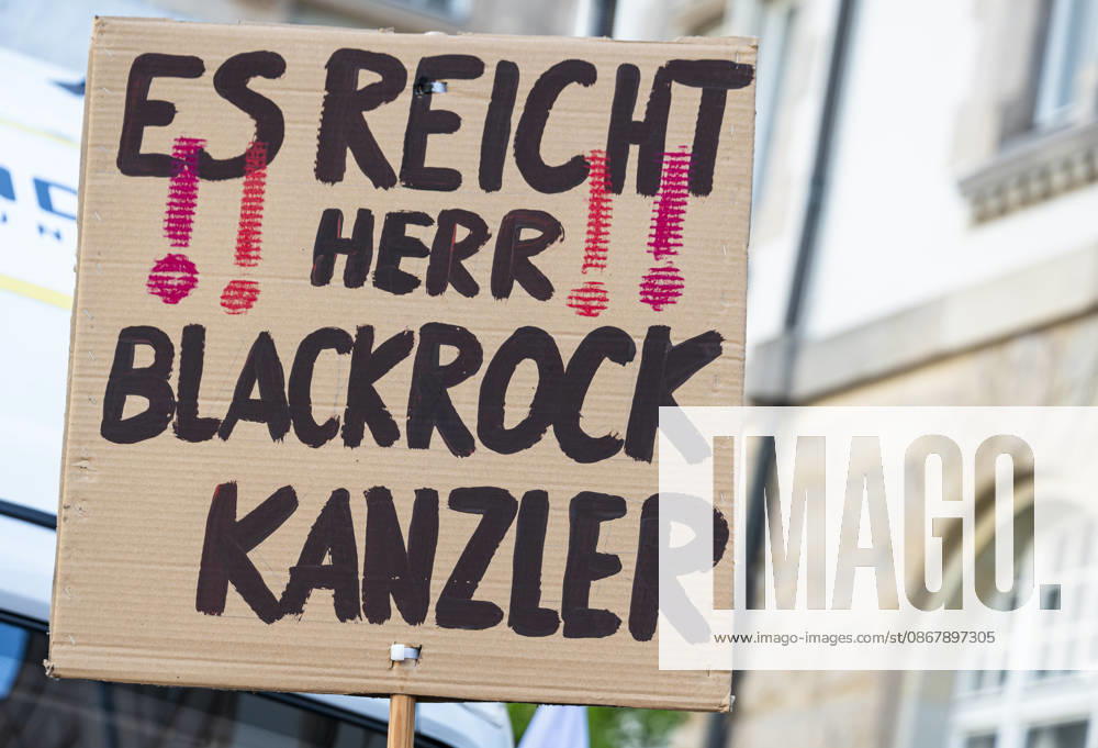 Social protests organized by the DGB EUR, Germany, Berlin, September 26, 2026 There’s Enough for Everyone, and Merz Must Go —posters, banners, and slogans against the federal government’s cuts to social benefits. Cutting Social Benefits —nationwide social protests organized by the DGB and its member unions under the slogan You’ve Earned It: Your Work, Your Health, Your Pension.