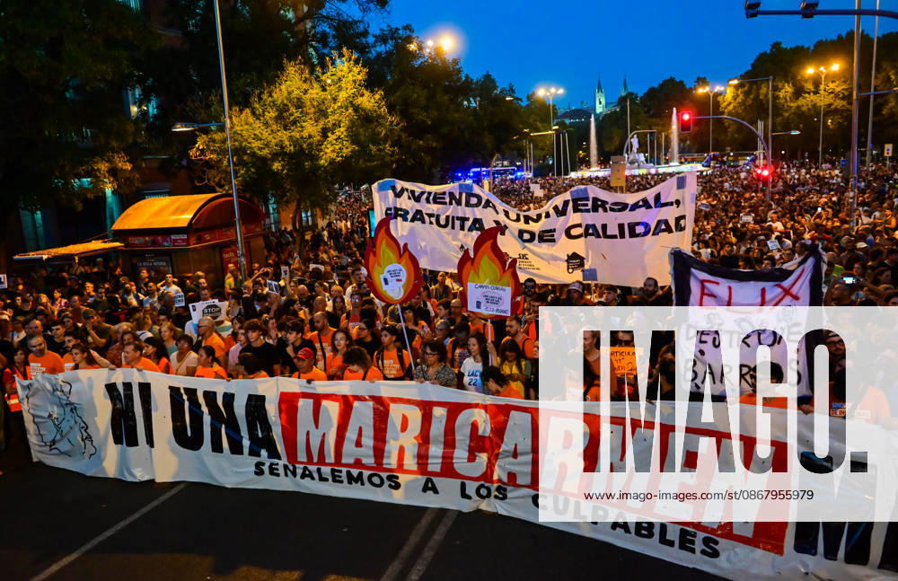 People take part in a demonstration organized by the Sindicato de Inquilinas e Inquilinos de Madrid in Madrid, Spain to demand housing rights and denounce the situation faced by tenants. The march begins at Puerta del Sol and continues towards Madrid City Hall and the Spanish Congress of Deputies under the slogan Ã¢â‚¬oeNi una Maricarmen moÂ¡sÃ¢â‚¬Â and the call to identify those responsible Madrid Spain - ZUMAz108 20260926_znp_z108_032