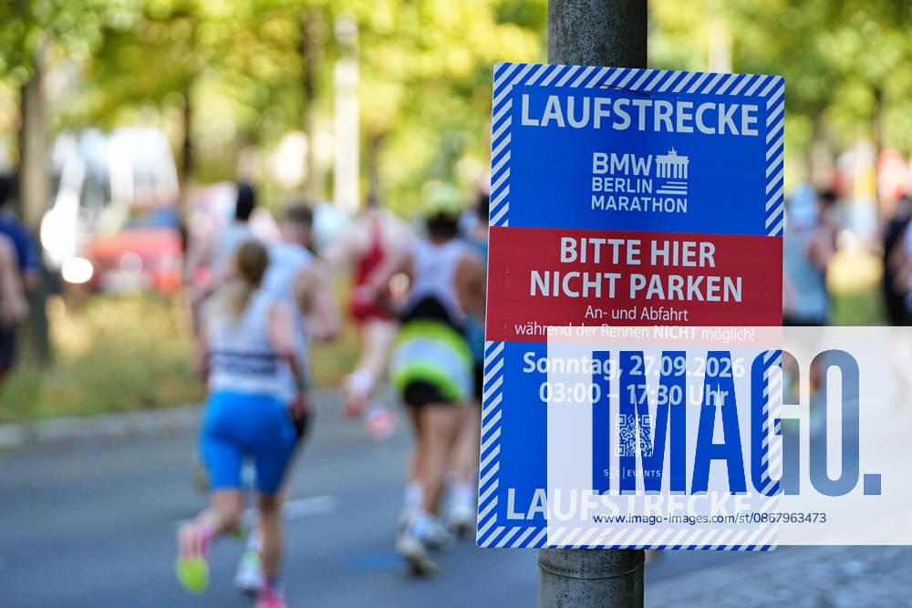 Berlin, September 27, 2026, 52nd BMW Berlin Marathon, Scenes from Hohenzollerndamm in the Wilmersdorf district