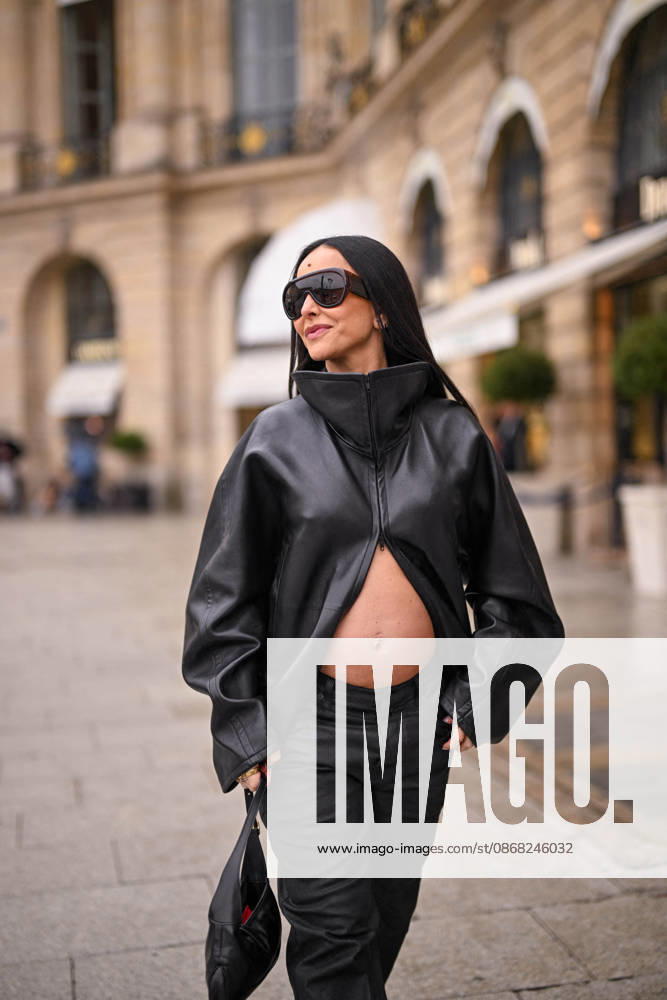 Sabrina Sato, who is pregnant, arrives for a fitting at the Schiaparelli house during Paris Fashion Week (PFW) on September 30, 2026. Pierre Perusseau, Bestimage. A pregnant Sabrina Sato arrives for a fitting at the Schiaparelli house during Paris Fashion Week (PFW) in Paris, France.
