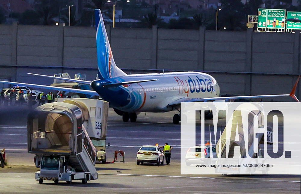Flydubai flight from Dubai to Tel Aviv lands at Ben Gurion Airport after Saudi Arabia diversion TEL AVIV, ISRAEL - SEPTEMBER 30: A replacement Flydubai plane lands at Ben Gurion Airport in Tel Aviv, Israel, carrying passengers from flight FZ1073, which was diverted to Saudi Arabia after transmitting an emergency code while flying through Jordanian airspace, on September 30, 2026. Nir Keidar Anadolu Tel Aviv Israel. Editorial use only. Please get in touch for any other usage.