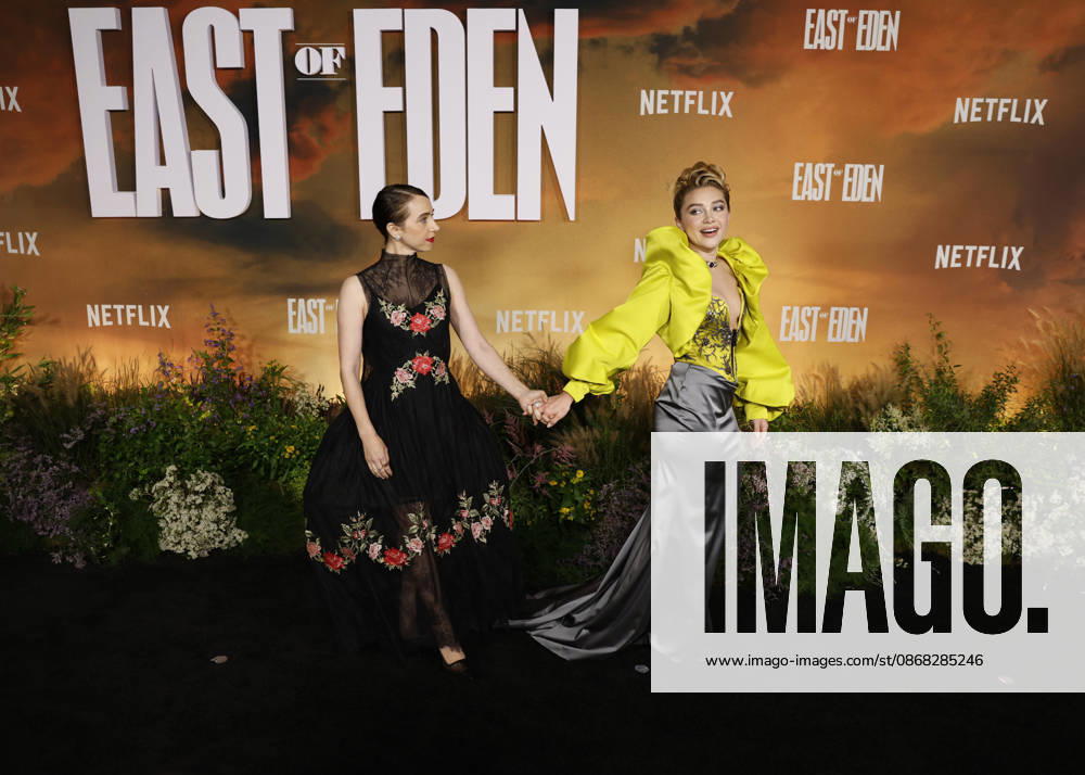 Zoe Kazan (L) and Florence Pugh arrive on the red carpet at the Netflix East Of Eden New York premiere at The Plaza Hotel on Wednesday, September 30, 2026 in New York City. NYP20260930405 JOHNxANGELILLO