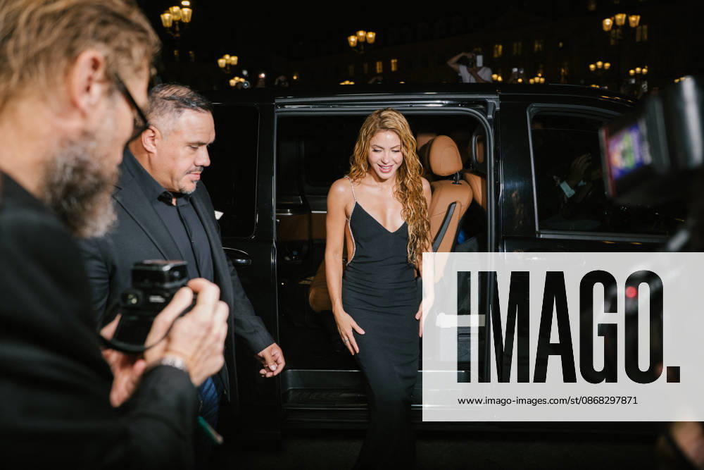 Shakira at the Tom Ford Spring Summer 2027 Women’s Ready-to-Wear Collection fashion show during Paris Fashion Week (PFW) on September 30, 2026. Sam Delpech, Bestimage. Celebrities at the Tom Ford Spring Summer 2027 Women’s’s Ready-to-Wear Collection at Paris Fashion Week (PFW) on September 30, 2026, Paris, France