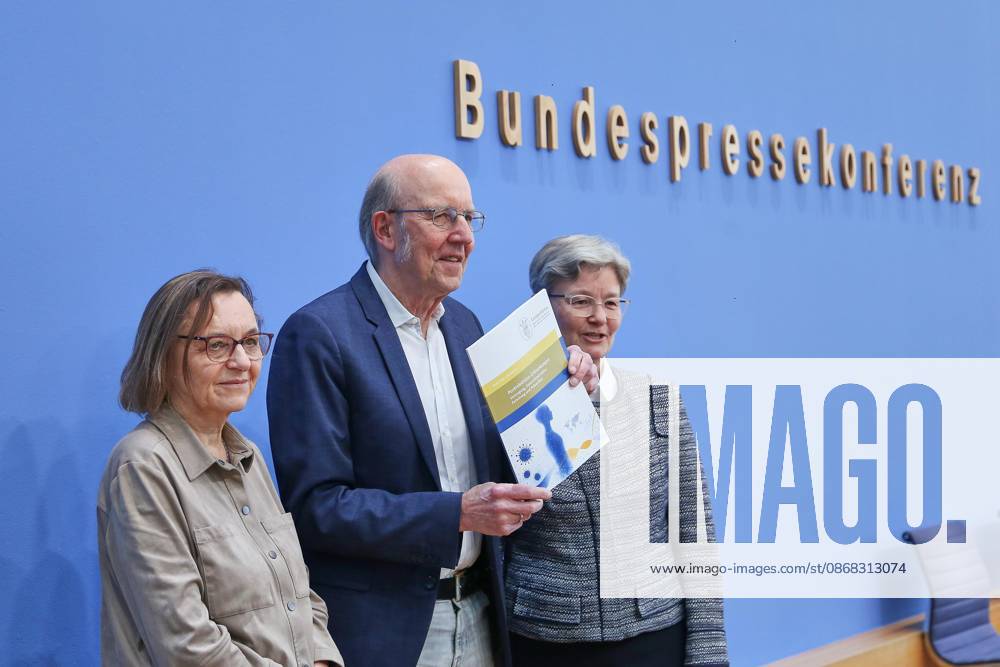 Federal Press Conference: Post-Infectious Diseases—Care, Research, and Prevention: The Case of Long COVID Carmen Scheibenbogen, Deputy Director of the Institute of M
