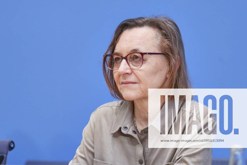 Federal Press Conference: Post-Infectious Diseases—Care, Research, and Prevention: The Case of Long COVID Carmen Scheibenbogen, Deputy Director of the Institute of Medical Immunology, Charité Berlin