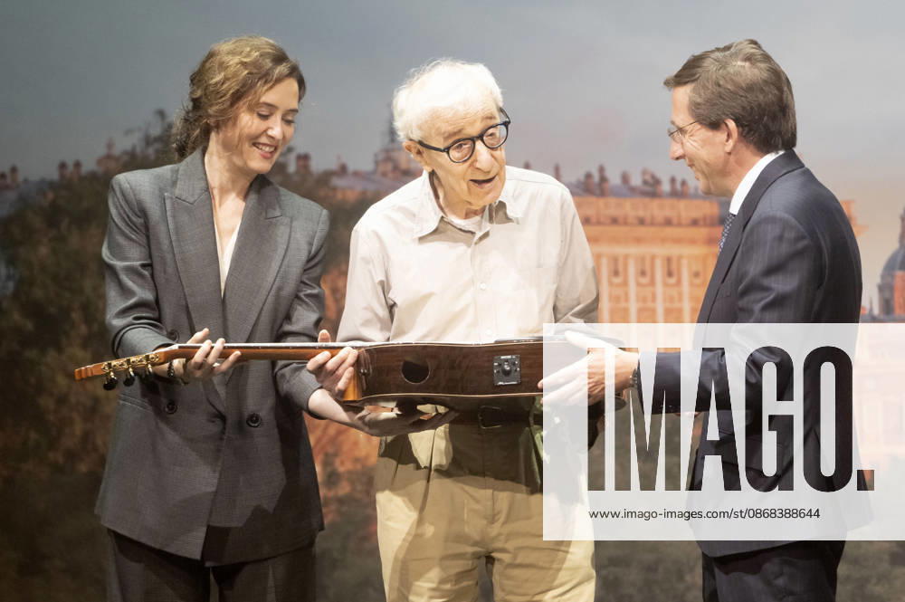 Isabel Diaz Ayuso, Woody Allen, and JoseLuis Martinez Almeida Navasques at the official reception marking the start of filming for the Woody Allen Fall Project 2026 at the Teatros del Canal in Madrid, October 1, 2026 Foto:Fotografosx xFuturexImagex woody_6049