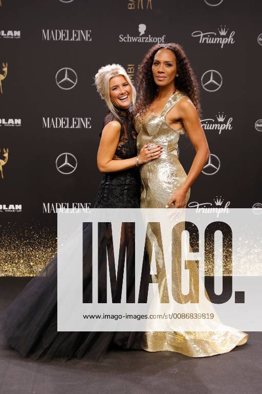 Jennifer Knäble and Barbara Becker at the Bambi 2018 Award Ceremony on 16 11 2018 in Berlin Bambi 2018 Award Ceremony in Berlin