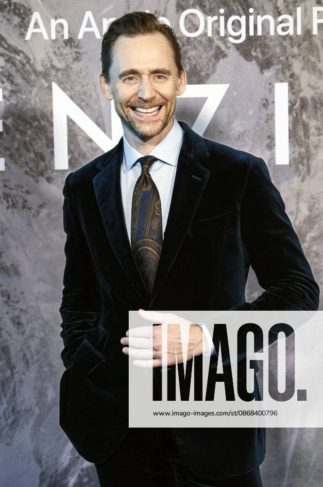 Tom Hiddleston at the gala screening of the Apple TV+ film *Tenzing* at the Curzon in Mayfair, London, October 1, 2026 Foto:xJ.xEdwardsx xFuturexImagex tenzing_6073