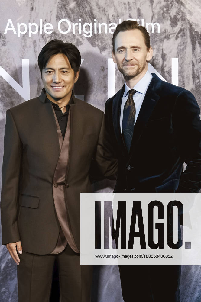 Genden Phuntsok and Tom Hiddleston at the gala screening of the Apple TV+ film *Tenzing* at the Curzon in Mayfair, London, October 1, 2026 Foto:xJ.xEdwardsx xFuturexImagex tenzing_6081