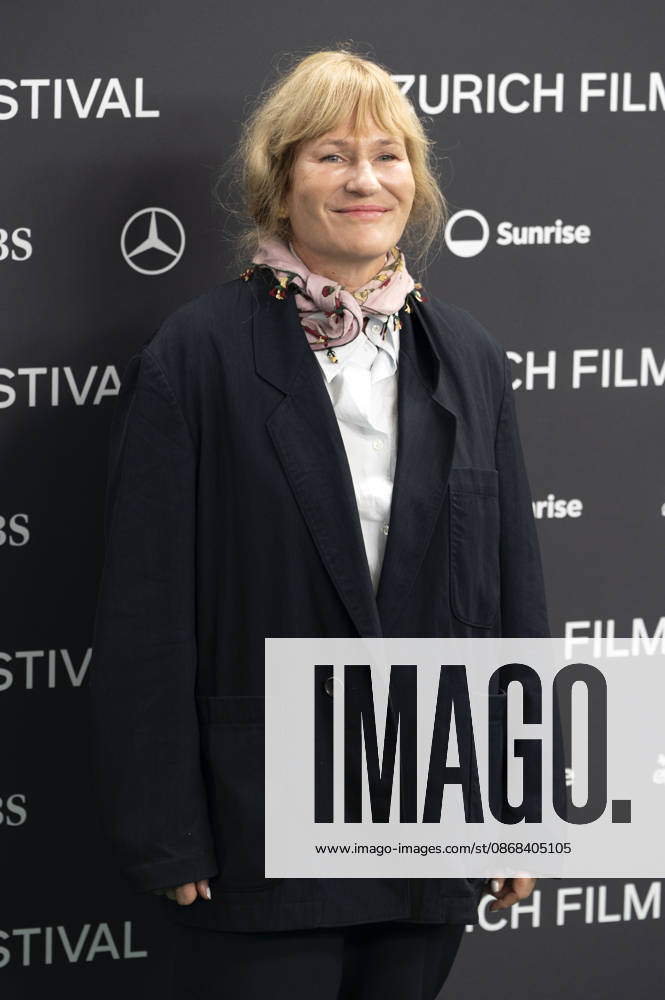 Valerie Perrin at the premiere of the film *Violette Violette* or *Fresh Water for the Flowers* at the 22nd Zurich Film Festival at the Corso Zurich, October 1, 2026 Foto:xA.xFuturexImagex violette_6002