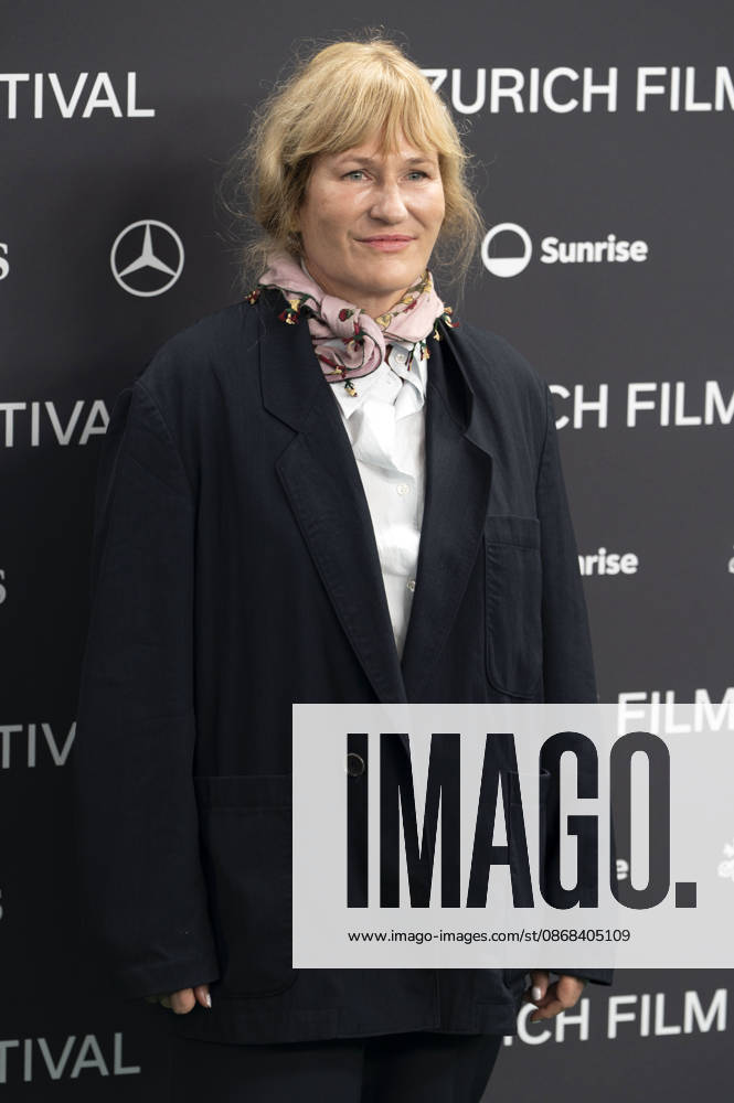 Valerie Perrin at the premiere of the film *Violette Violette* or *Fresh Water for the Flowers* at the 22nd Zurich Film Festival at the Corso Zurich, October 1, 2026 Foto:xA.xFuturexImagex violette_6003