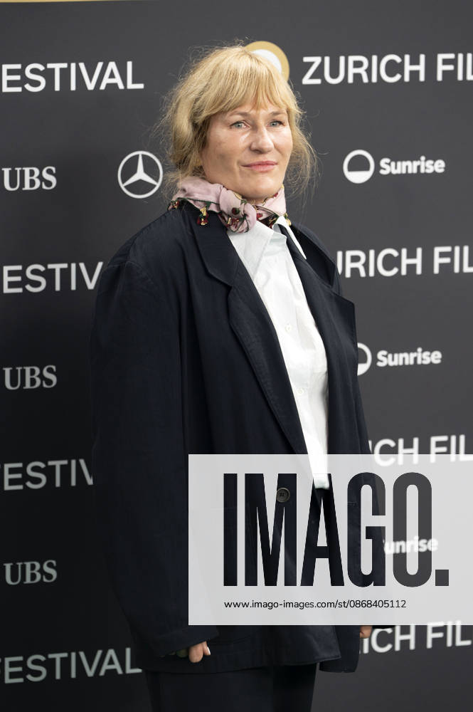 Valerie Perrin at the premiere of the film *Violette Violette* or *Fresh Water for the Flowers* at the 22nd Zurich Film Festival at the Corso Zurich, October 1, 2026 Foto:xA.xFuturexImagex violette_6004