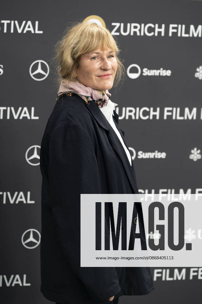 Valerie Perrin at the premiere of the film *Violette Violette* or *Fresh Water for the Flowers* at the 22nd Zurich Film Festival at the Corso Zurich, October 1, 2026 Foto:xA.xFuturexImagex violette_6005