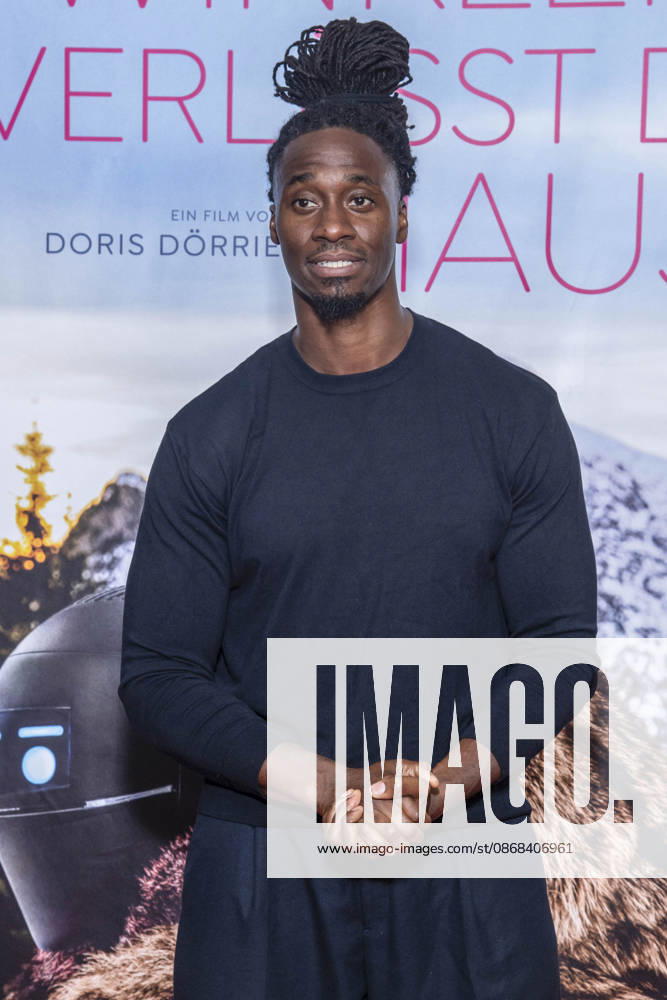 ABB FRAUWINKLER Eugene Boateng on the red carpet at the special screening of the feature film *Frau Winkler verlässt das Haus* at the Cinema Parisl in Berlin on October 1, 2026, Berlin, Germany