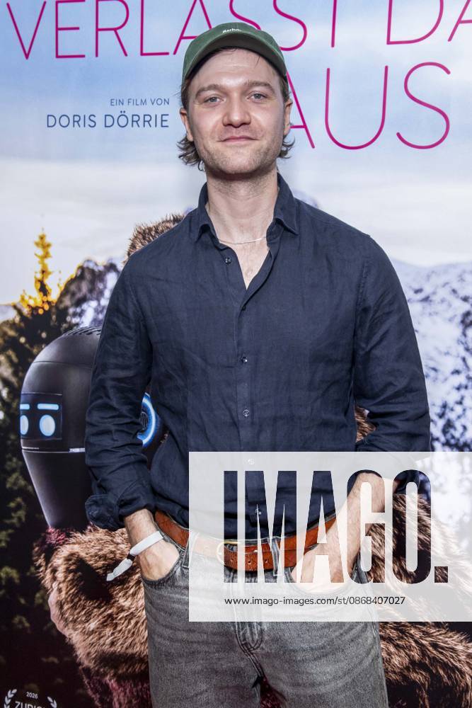 ABB FRAUWINKLER Vincent Redetzki on the red carpet at the special screening of the feature film *Frau Winkler Verlässt das Haus* at the Cinema Paris in Berlin on October 1, 2026, Berlin, Germany