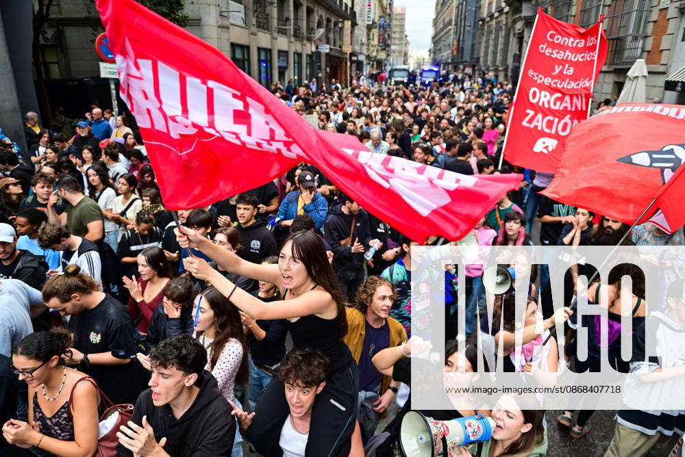 Tenants and housing activists gather outside the Congress of Deputies in Madrid during a demonstration called by the Sindicato de Inquilinas e Inquilinos de Madrid. The protest takes place on the Spanish Parliament votes on two Royal Decree-Laws on housing: one concerning measures to protect the social function of housing and increase affordable housing supply, and another aimed at strengthening the stability of habitual rental contracts. The demonstration was organized to pressure lawmakers during the vote. Junts had announced its opposition to the measures, while PP and Vox were also expected to vote against them. Madrid SPAIN - ZUMAz108 20261002_znp_z108_002