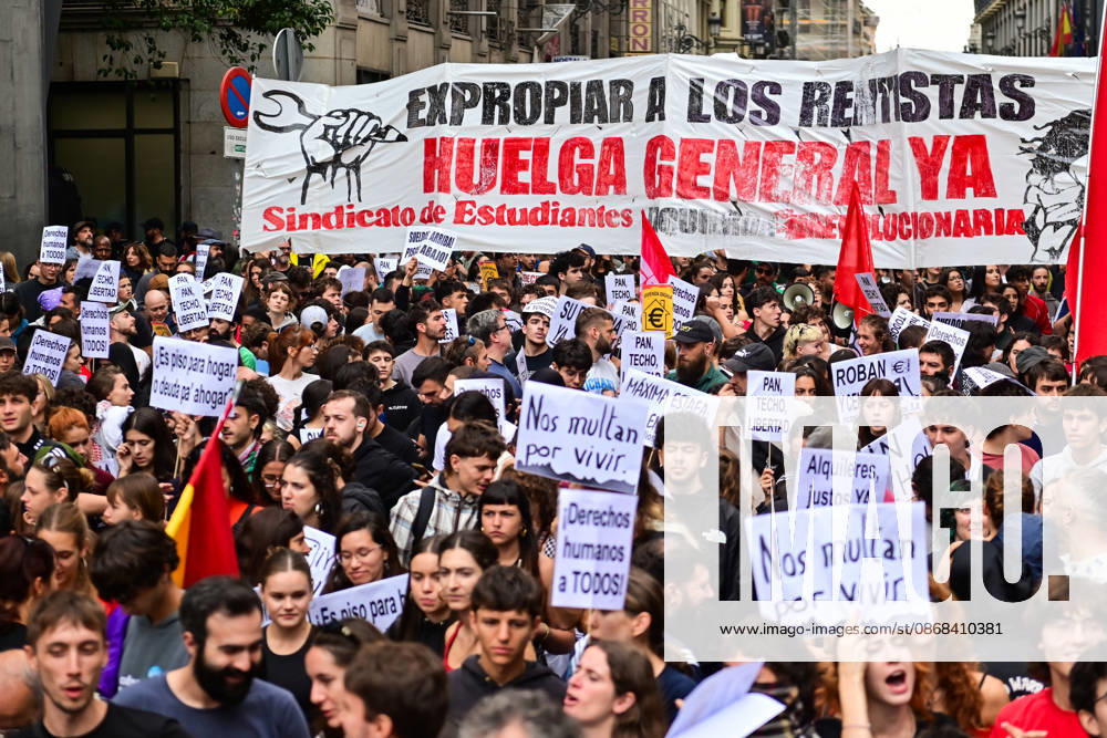 Tenants and housing activists gather outside the Congress of Deputies in Madrid during a demonstration called by the Sindicato de Inquilinas e Inquilinos de Madrid. The protest takes place on the Spanish Parliament votes on two Royal Decree-Laws on housing: one concerning measures to protect the social function of housing and increase affordable housing supply, and another aimed at strengthening the stability of habitual rental contracts. The demonstration was organized to pressure lawmakers during the vote. Junts had announced its opposition to the measures, while PP and Vox were also expected to vote against them. Madrid SPAIN - ZUMAz108 20261002_znp_z108_025
