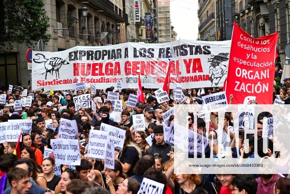 Tenants and housing activists gather outside the Congress of Deputies in Madrid during a demonstration called by the Sindicato de Inquilinas e Inquilinos de Madrid. The protest takes place on the Spanish Parliament votes on two Royal Decree-Laws on housing: one concerning measures to protect the social function of housing and increase affordable housing supply, and another aimed at strengthening the stability of habitual rental contracts. The demonstration was organized to pressure lawmakers during the vote. Junts had announced its opposition to the measures, while PP and Vox were also expected to vote against them. Madrid SPAIN - ZUMAz108 20261002_znp_z108_026
