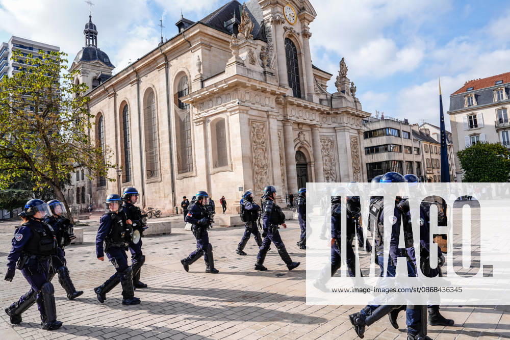 Students clash with police during high-school mobilization in Nancy NANCY, FRANCE - OCTOBER 2: Students clash with security forces as nationwide high-school mobilization continues over school conditions and demands for greater education resources in Nancy, France on October 2, 2026. Law enforcement officers used tear gas to disperse student crowds protesting across multiple school locations as part of nationwide mobilizations over education resources and school conditions. Police deploy security units around several locations as demonstrations and blockades continue. Muhammed Said Tako Anadolu Nancy France. Editorial use only. Please get in touch for any other usage.