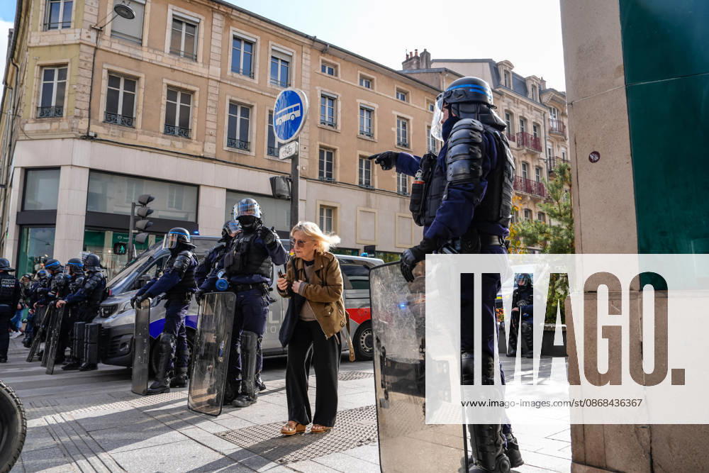 Students clash with police during high-school mobilization in Nancy NANCY, FRANCE - OCTOBER 2: Students clash with security forces as nationwide high-school mobilization continues over school conditions and demands for greater education resources in Nancy, France on October 2, 2026. Law enforcement officers used tear gas to disperse student crowds protesting across multiple school locations as part of nationwide mobilizations over education resources and school conditions. Police deploy security units around several locations as demonstrations and blockades continue. Muhammed Said Tako Anadolu Nancy France. Editorial use only. Please get in touch for any other usage.