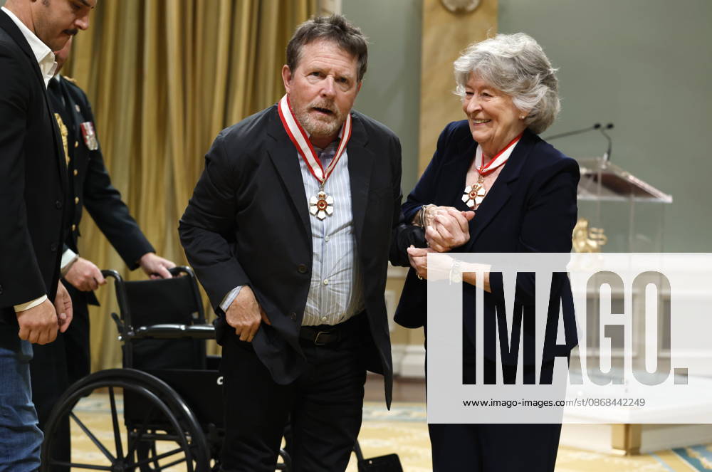 Actor Michael J. Fox is invested as a companion of the Order of Canada by Governor General Louise Arbour during a ceremony at Rideau Hall in Ottawa on Sunday, Oct. 2, 2026. Ottawa CANADA - ZUMAc35_ 20261002_zaf_c35_046