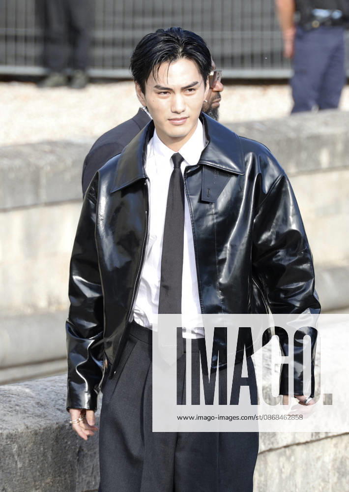 Shuzo Ohira arrives at the Givenchy Spring Summer 2027 Women’s Ready-to-Wear fashion show during Paris Fashion Week (PFW) in Paris, France, on October 2, 2026. Christophe Aubert, Bestimage. Arrivals at the Givenchy Spring Summer 2026 Women’s Ready-to-Wear fashion show during Paris Fashion Week (PFW) on October 2, 2026