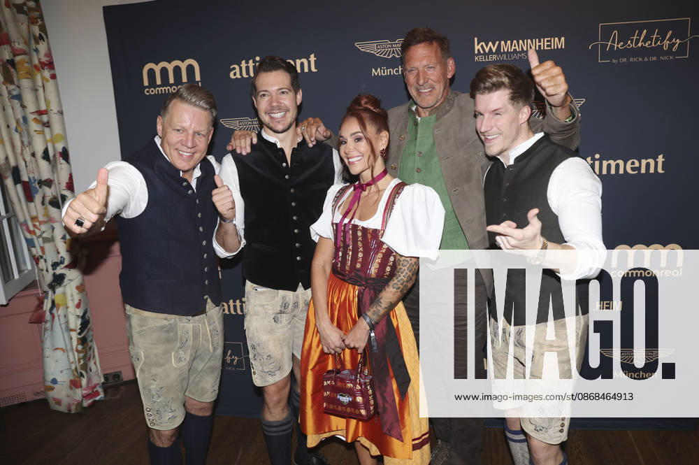 Axel Kahn, Henrik Heüveldop (aka Dr. Rick), Tiger Kirchharz, Ralf Moeller, and Dominik Bettray (aka Dr. Nick) at the 2 Fine Time Business Club Oktoberfest 2026 at the Käfer Stammhaus in Munich, October 2, 2026 Foto:xAgenturxWehnertx xGränzdörferx xFuturexImagex ftbc_6012