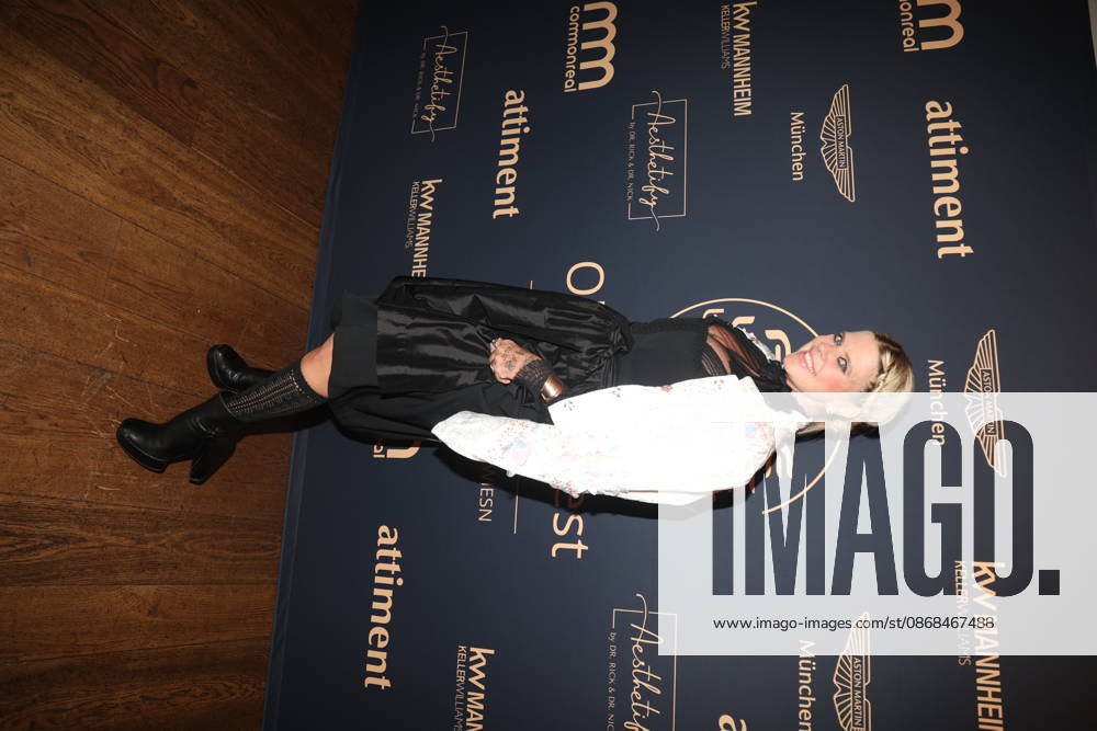 Pia Bolte at the 2 Fine Time Business Club Oktoberfest 2026 at Käfer Stammhaus in Munich