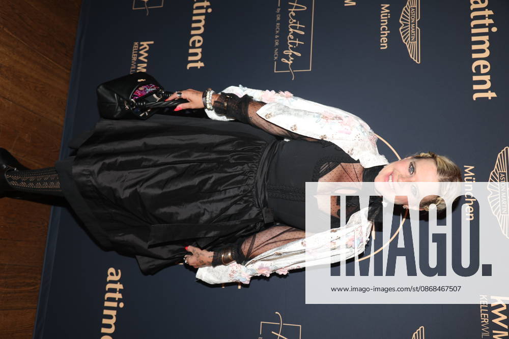 Pia Bolte at the 2 Fine Time Business Club Oktoberfest 2026 at Käfer Stammhaus in Munich