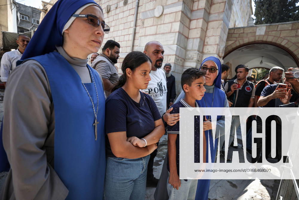 Funeral ceremony for two Palestinian Christians after an Israeli attack in Gaza GAZA CITY, PALESTINE - OCTOBER 03 : Poeple gather during the funeral ceremony for two Palestinian Christian women at the St. Porphyrios Greek Orthodox Church in Gaza City, Palestine on October 03, 2026. Meysa Hidir Ibrahim Abu Dawud and her daughter Marya Hafiz Michel Najjar were killed after an Israeli airstrike. Ali Jadallah Anadolu Gaza City Gaza. Editorial use only. Please get in touch for any other usage.