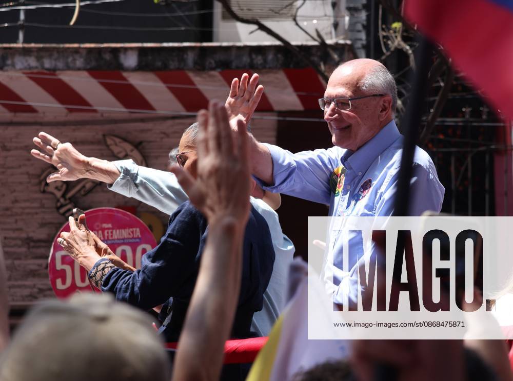 Lula takes a walk along Paulista Avenue and continues along Augusta Street. Sao Paulo (SP), October 3, 2026 2026 Elections Lula President and candidate for re-election Luiz Inacio Lula da Silva (PT) participates in a walk on Paulista Avenue, in Sao Paulo, in the last campaign event before the first round of elections. The mobilization continues along Augusta Street towards Roosevelt Square. Lula is accompanied by allies, including Fernando Haddad, Geraldo Alckmin, Marina Silva, and Simone Tebet.(Foto: Leco Viana Thenews2 imago images) Lula takes a walk along Paulista Avenue and continues along Augusta Street.