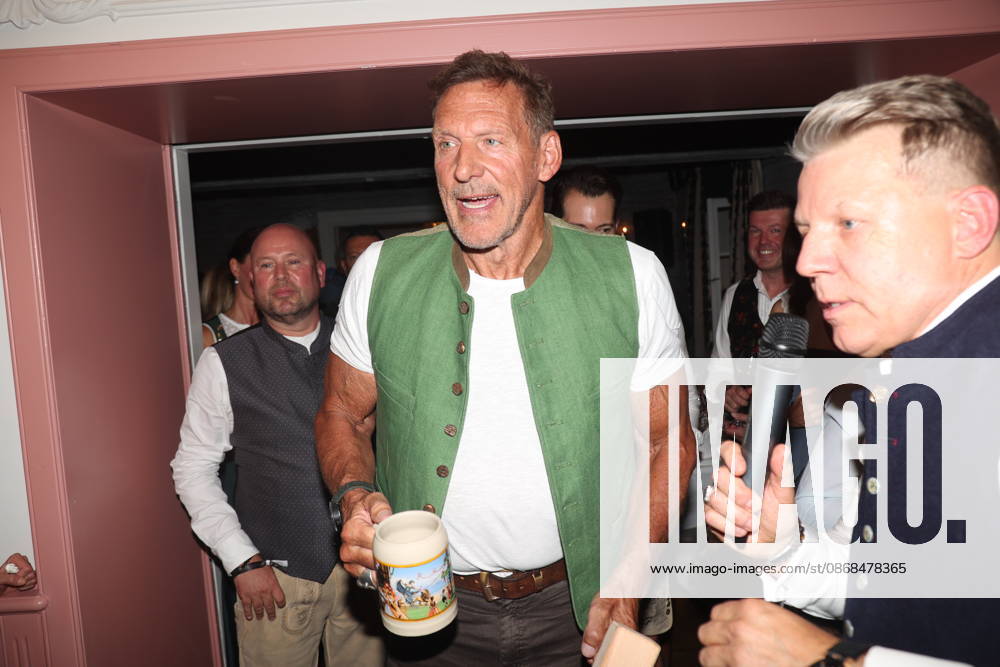 Ralf Moeller and Axel Kahn at the 2 Fine Time Business Club Oktoberfest 2026 at Käfer Stammhaus in Munich