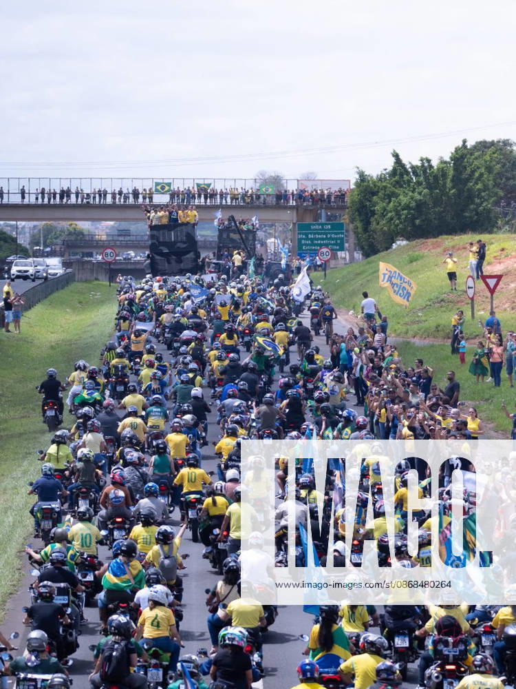 Flavio Bolsonaro and Tarcisio de Freitas attend campaign motorcycle rally in Sao Paulo Flavio Bolsonaro, candidate for President of Brazil, and Sao Paulo Governor Tarcisio de Freitas, candidate for reelection, participate in a campaign motorcycle rally between Santa Barbara d Oeste and Americana, Sao Paulo state, Brazil, on October 3, 2026, on the final day of campaigning for the first round of the 2026 Brazilian elections. The event was also attended by Senate candidates Andre do Prado and Guilherme Derrite.
