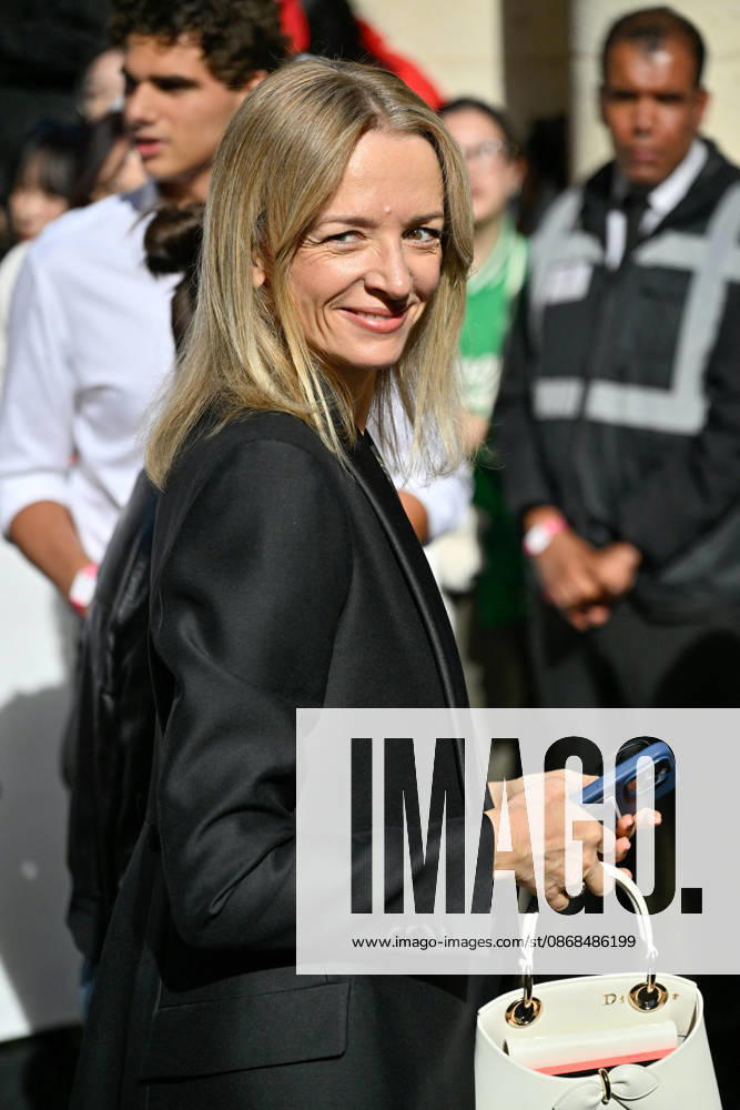 PFW Celine Outside Arrivals Delphine Arnault arriving at the Celine show during Paris Fashion Week, in Paris, France on 3 October 2026. Photo by Julien Reynaud APS-Medias ABACAPRESS.COM Paris France