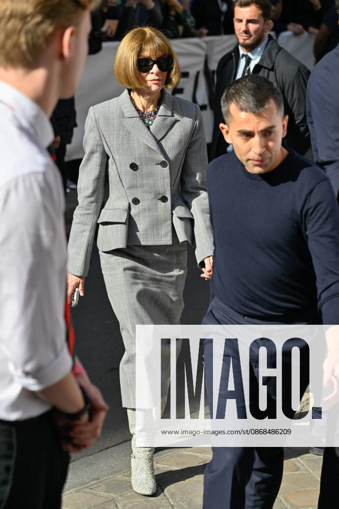 PFW Celine Outside Arrivals Anna Wintour arriving at the Celine show during Paris Fashion Week, in Paris, France on 3 October 2026. Photo by Julien Reynaud APS-Medias ABACAPRESS.COM Paris France