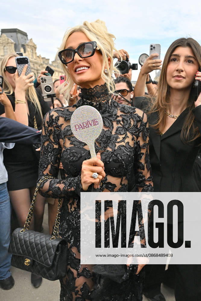 PFW Elie Saab Outside Arrivals Paris Hilton arriving at the Elie Saab show during Paris Fashion Week, in Paris, France on 3 October 2026. Photo by Julien Reynaud APS-Medias ABACAPRESS.COM Paris France
