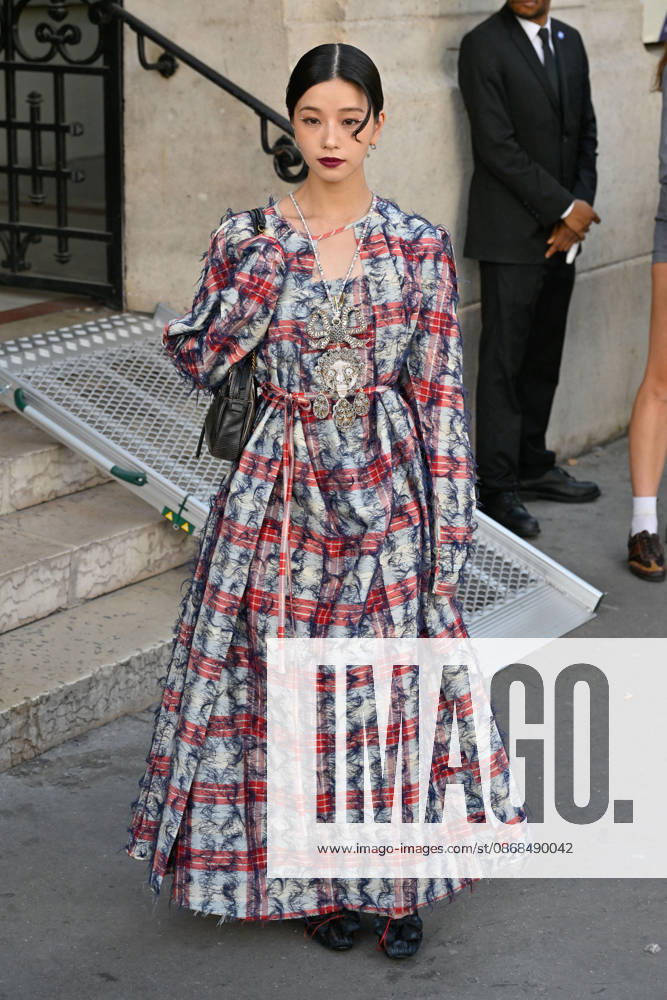 PFW Vivienne Westwood Outside Arrivals Guest arriving at the Vivienne Westwood show during Paris Fashion Week, in Paris, France on 3 October 2026. Photo by Julien Reynaud APS-Medias ABACAPRESS.COM Paris France