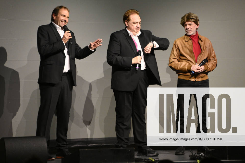Peter Rütten, Oliver Kalkofe, and Dietmar Wunder at the world premiere of the first episode of the new SchleFaZ season, shown on the big screen: *Ghost Hunter John Sinclair: The Demon Wedding* at the Ernst Reuter Hall in Berlin, October 3, 2026 Foto:xN.xKubelkax xFuturexImagex schlefaz_6025