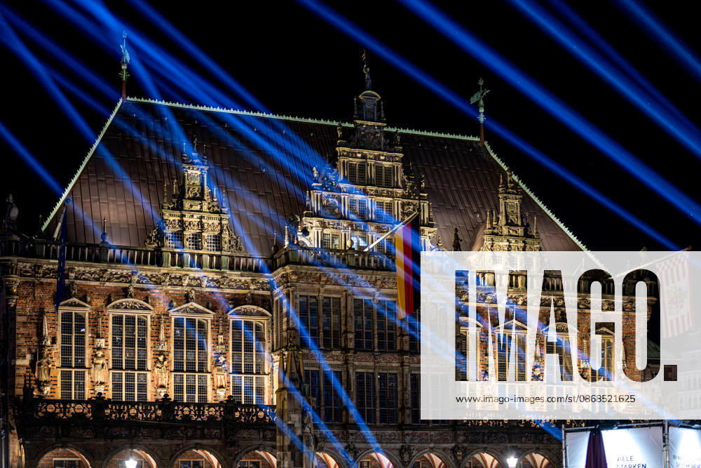 Celebrating German Unity Day in Bremen: German Unity Day 2026 Celebrations, Bremen, October 3, 2026, Bremen, public festival, Fanta Vier concert, illuminations along the Schlachte, light show, Bremen, Germany, October 3, 2026: Cel Fanta4 + Illumination HB 3.10.26 LR-1468