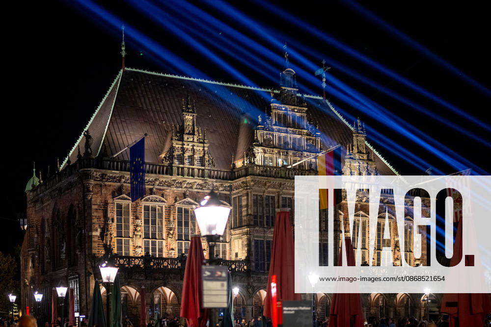 Celebrating German Unity Day in Bremen: German Unity Day 2026 Celebrations, Bremen, October 3, 2026, Bremen, public festival, Fantastische Vier concert, illuminations along the Schlachte, light show, Bremen, Germany, October 3, 20 Fanta4 + Illumination HB 3.10.26 LR-1470