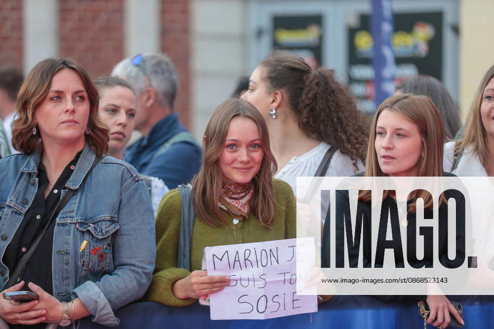 The atmosphere at the premiere of the film *Karma* at the Kinepolis cinema in Lomme, France, on October 3, 2026 Stéphane Vansteenkiste Bestimage Premiere of the film *Karma* at the Kinepolis cinema in Lomme, France, on October 3, 2026 Lomme, unknown