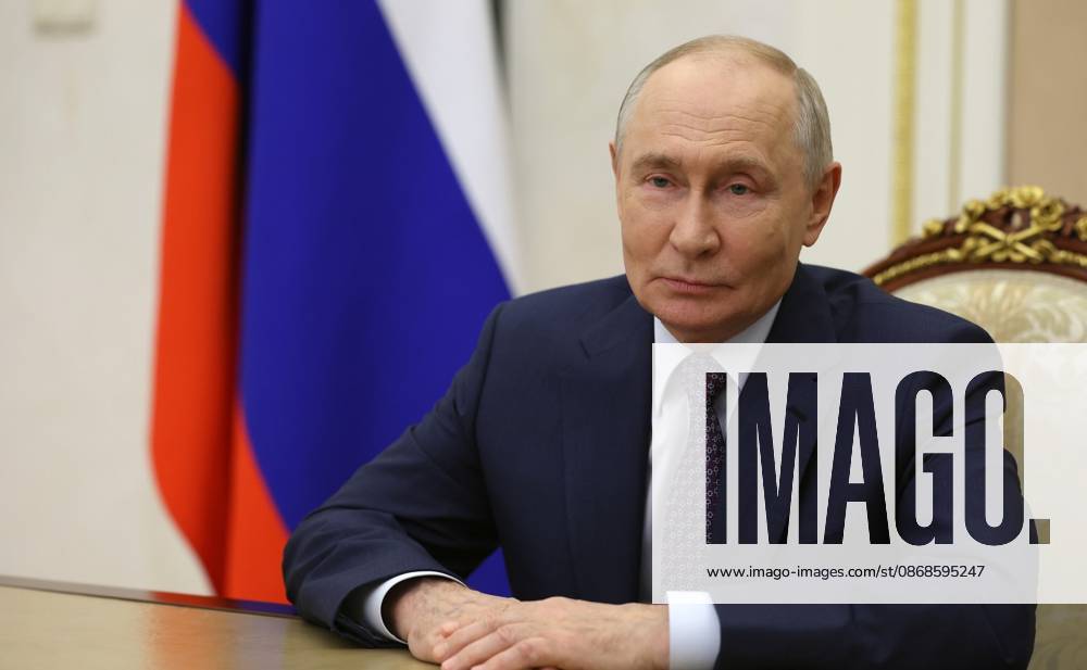 Russia, Moscow. - Russia s President Vladimir Putin delivers an address to mark Teacher s Day, a holiday celebrated annually in Russia on October 5. KremlinxPool