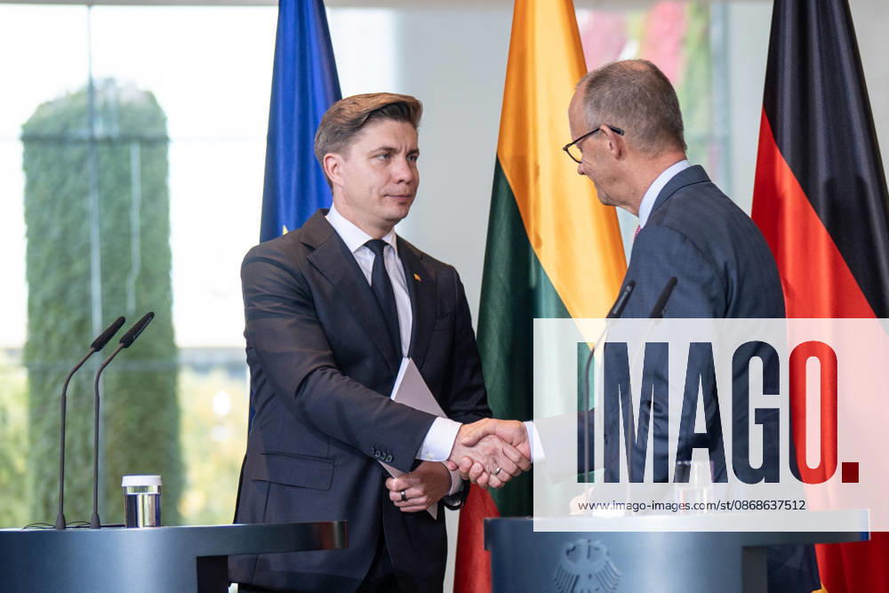 Chancellor Friedrich Merz (right) with his guest Mindaugas Sinkevicius, Prime Minister of Lithuania, at the Federal Chancellery; joint press statements; Chancellor hosts Prime Minister of the Republic of Lithuania at the Federal Chancellery, Berlin, Germany; Federal Chancellery