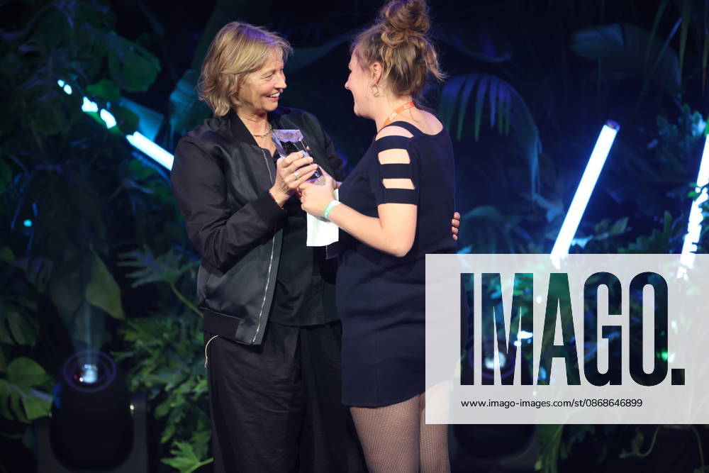 FIRST STEPS 2026 Michael Ballhaus Award: Laudation by Bella Halben and Michael Ballhaus; Award-winning film: RUN ME WILD, cinematography by Lea Dähne; Award ceremony on stage at the FIRST STEPS 2026 awards ceremony at the Theater des Westens in Berlin