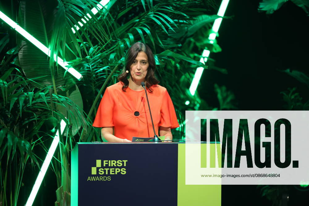FIRST STEPS 2026 Screenplay Acceptance Speech by Leila Hamid on stage at the FIRST STEPS 2026 awards ceremony at the Theater des Westens in Berlin