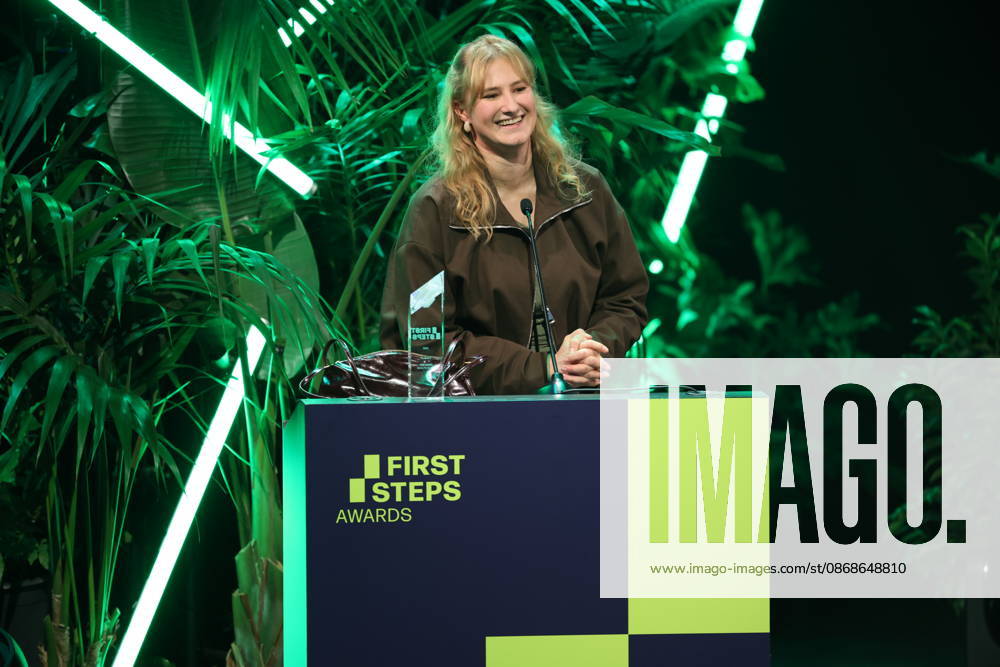 FIRST STEPS 2026 Screenplay Winner: *BLAUE STUNDE* by Celina Rehr; Award presentation on stage at the FIRST STEPS 2026 ceremony at the Theater des Westens in Berlin