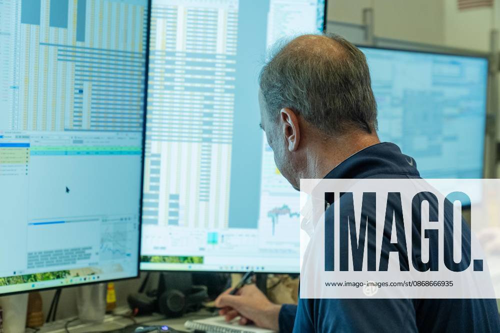 A trader works on the trading floor of the New York Stock Exchange (NYSE) in New York, NY on October 5, 2026. New York USA - ZUMAr339 20261005_znp_r339_014